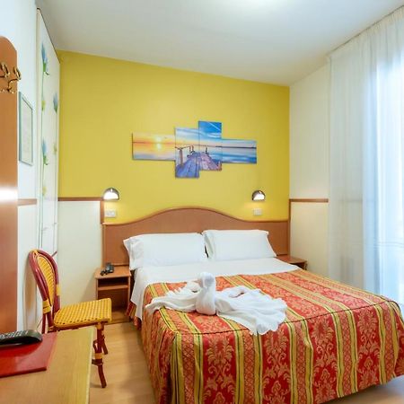 Hotel Harry'S Lido di Jesolo Esterno foto