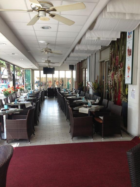 Hotel Harry'S Lido di Jesolo Esterno foto