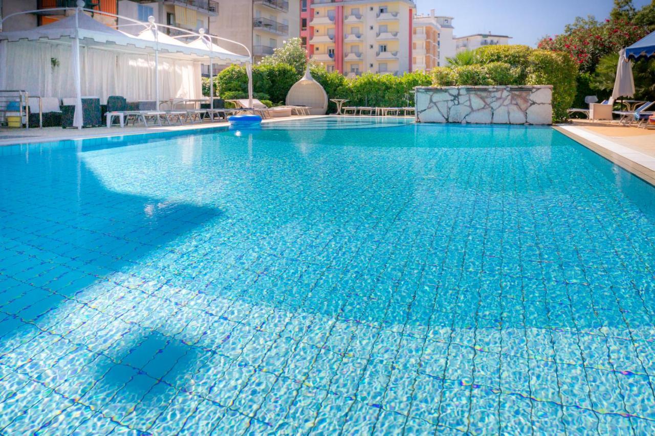 Hotel Harry'S Lido di Jesolo Esterno foto