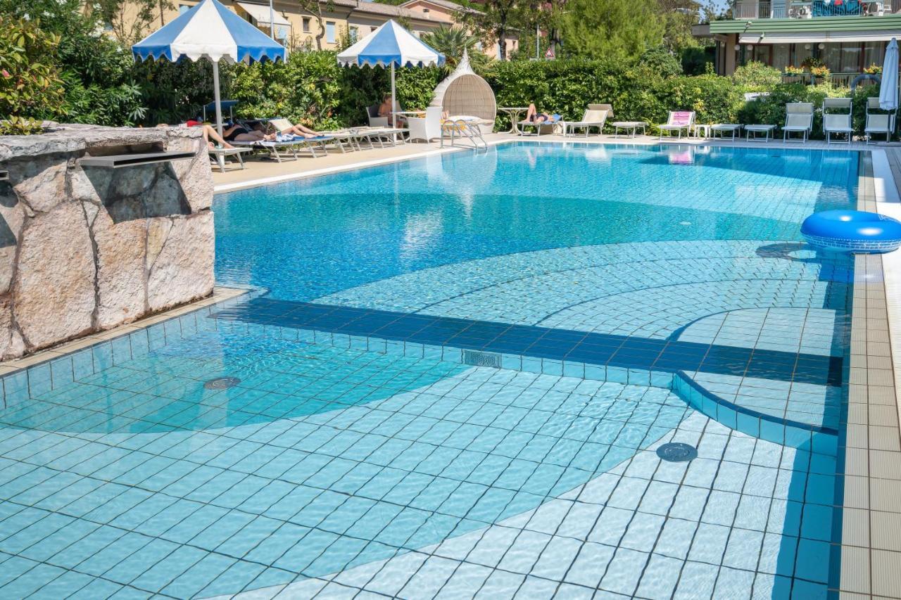 Hotel Harry'S Lido di Jesolo Esterno foto
